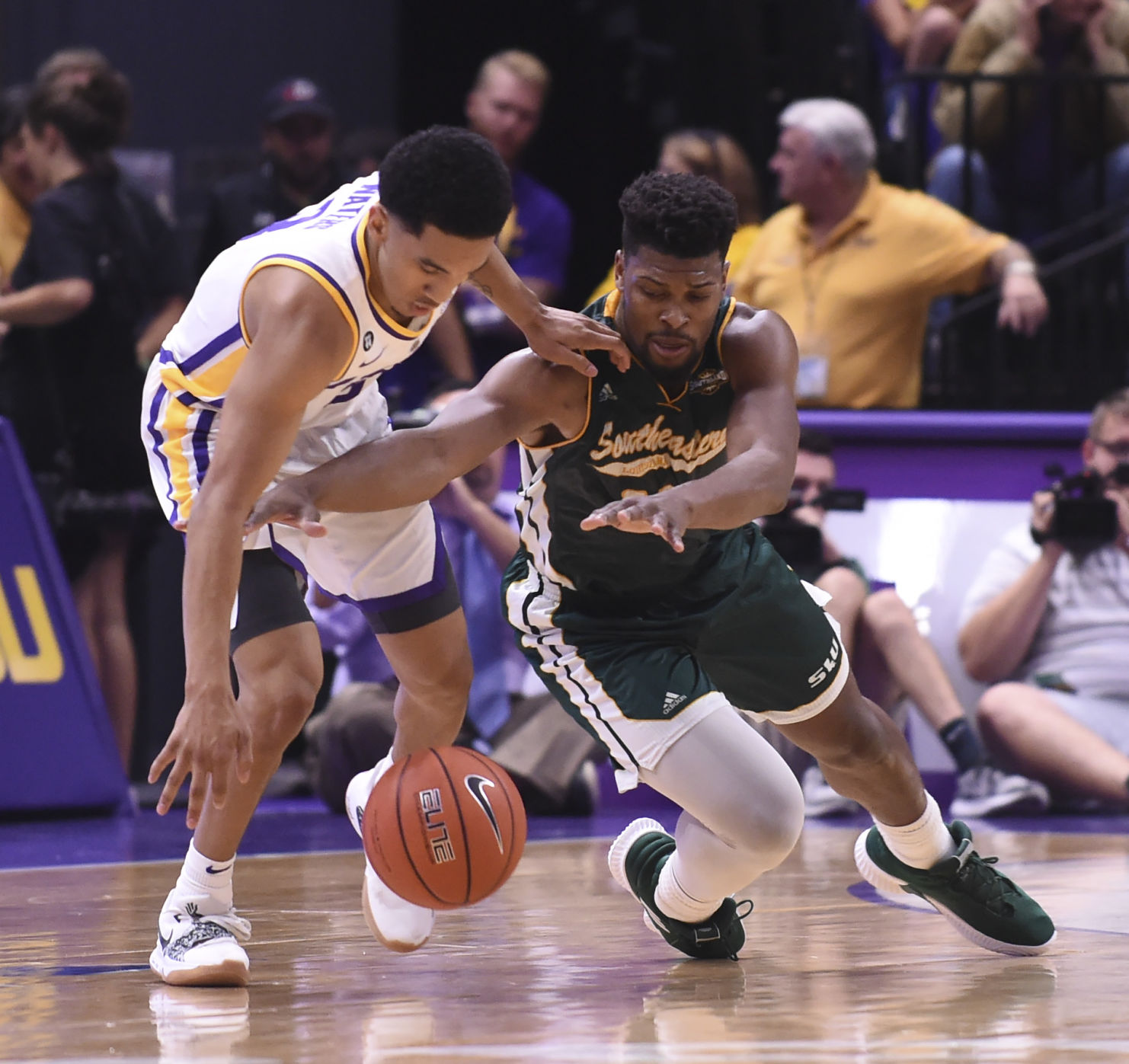 lsumensbasketball.110718 HS 1005.JPG